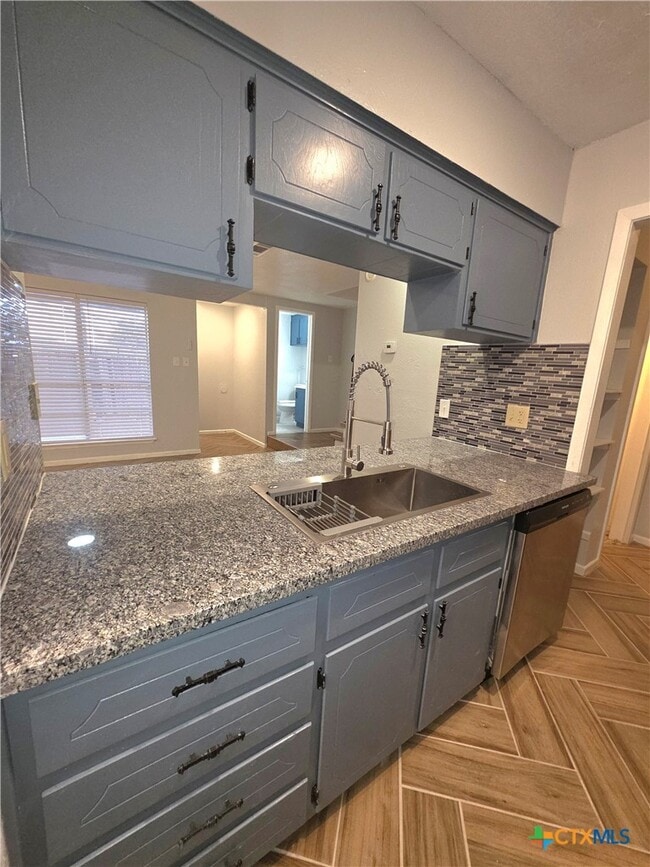 Photo - 1108 Covey Ln