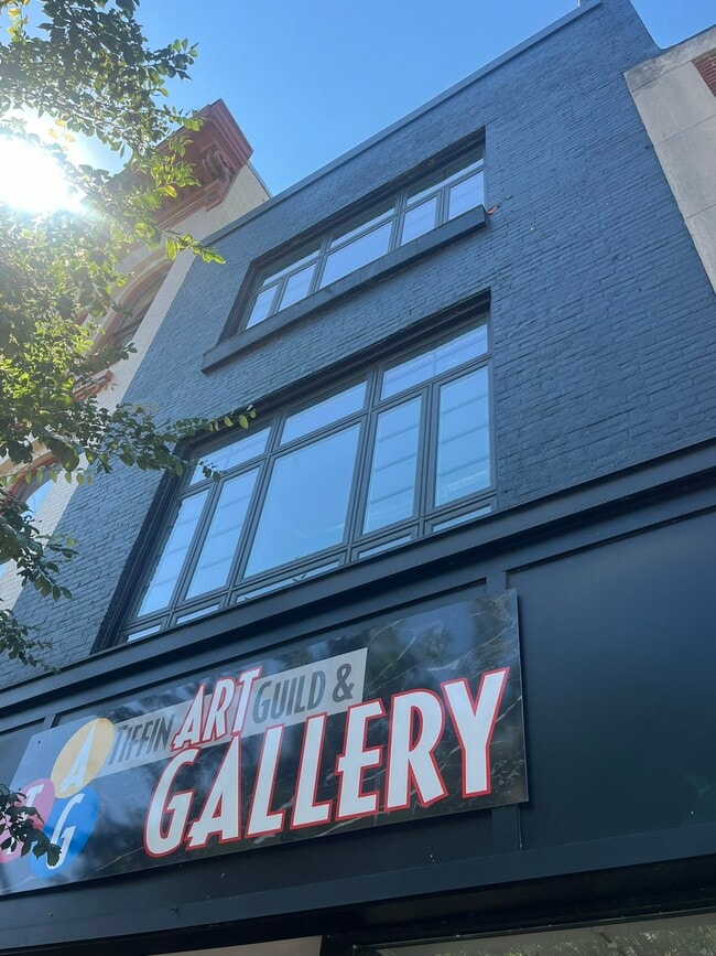 Building Photo - 130 S Washington St Rental