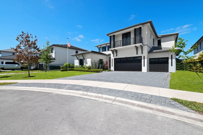 Photo - 5735 SW 104th Terrace