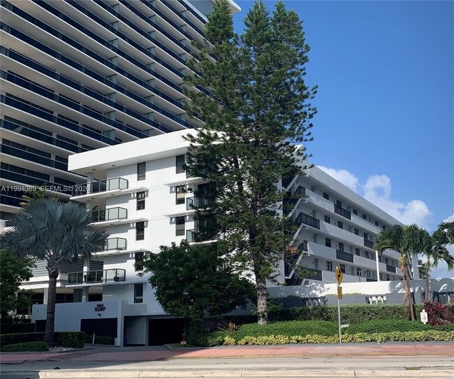 Building Photo - 5845 Collins Ave Unit 101