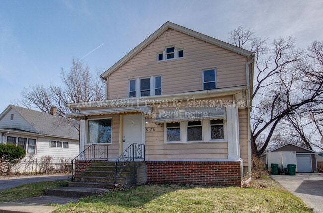Photo - 920 Jasper St Unit 1