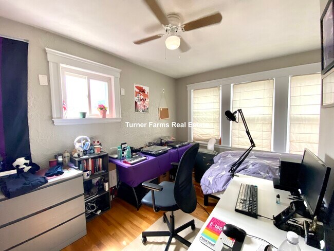 Photo - 9 Arlington St Unit 2