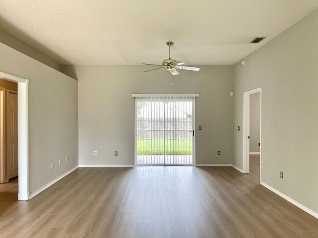 Photo - 3/2 ALAFAYA WOODS ADORABLE HOME in OVIEDO!