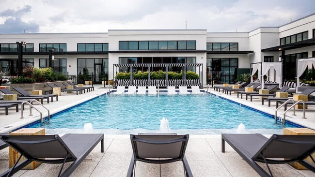 Photo - 777 11th St NW Unidad ID1343901P