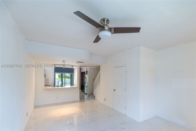 Photo - 16793 Hemingway Dr