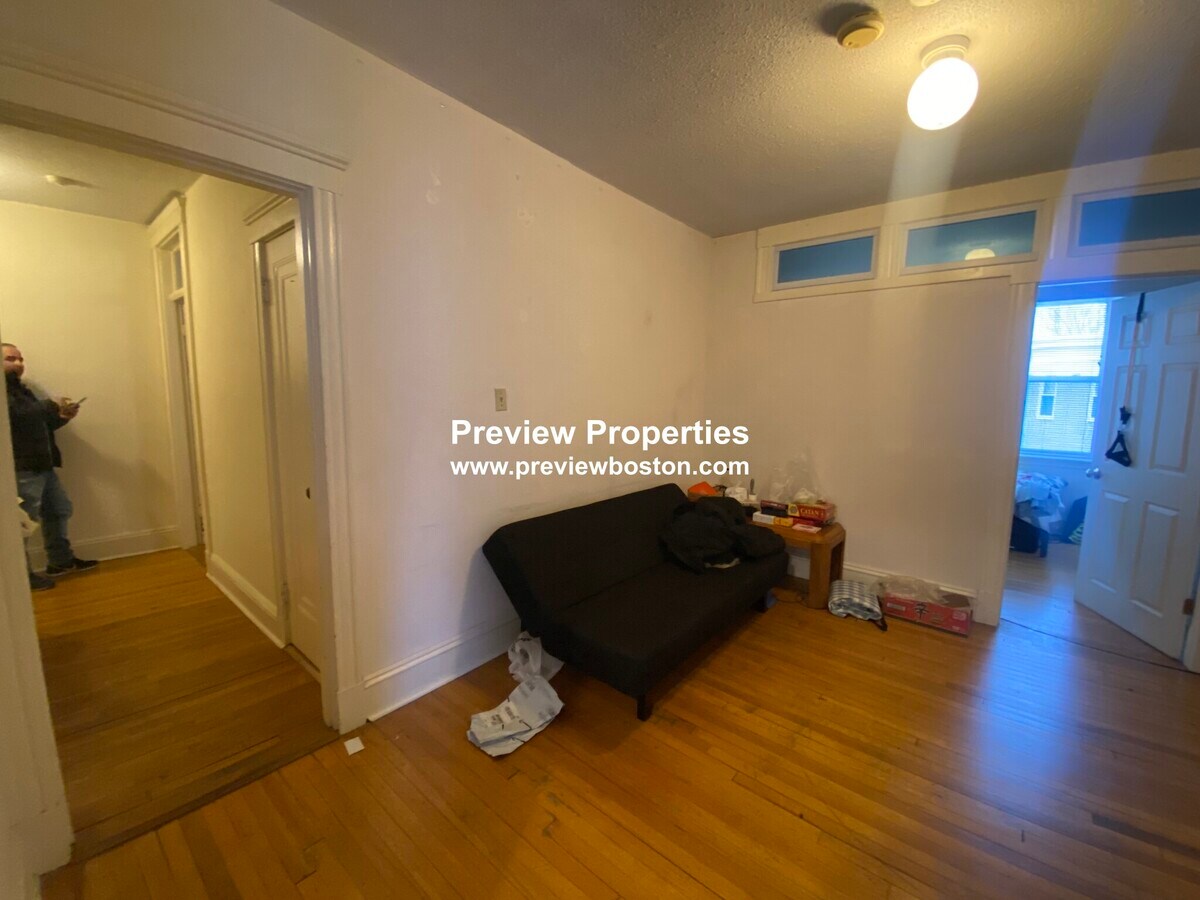 Photo - 50 Chester St Unit 9