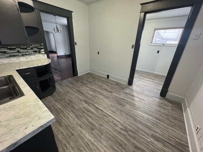 Photo - 32 Virginia-S