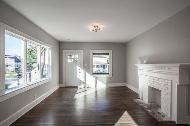 Photo - 3841 N Park Ave