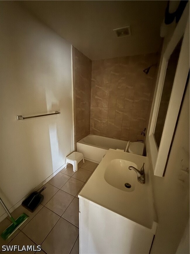 10632 Woods Cir Unidad 6