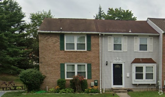 Building Photo - Life Just Got Better! Rental
