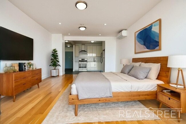 Photo - LUXURY LOFT in Queens! Unit 403