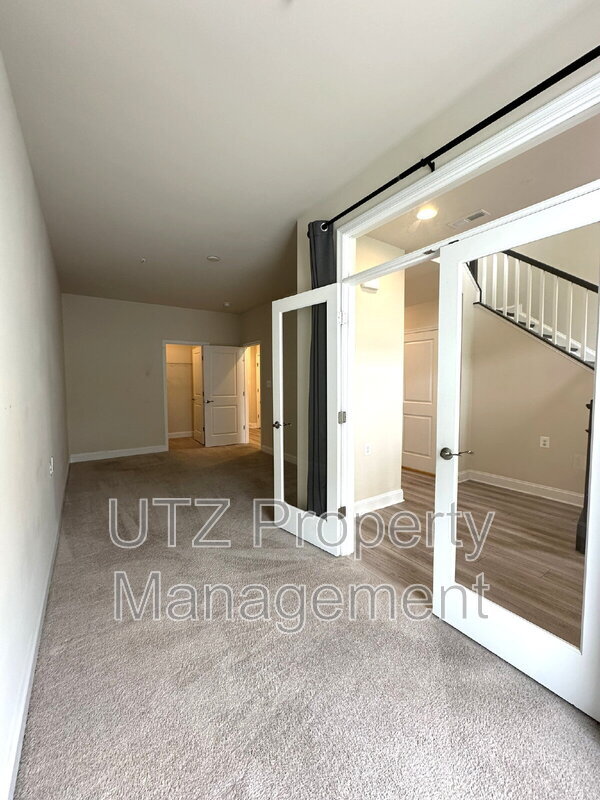 Photo - 967 Holden Rd