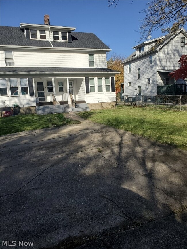 Photo - 1101 Estelle Ct SE