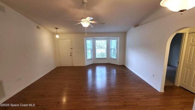 Photo - 2115 Sierra St