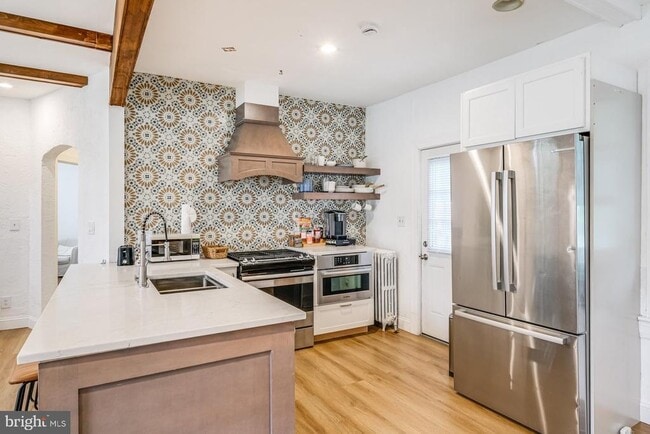 Photo - 4209 Queensbury Rd