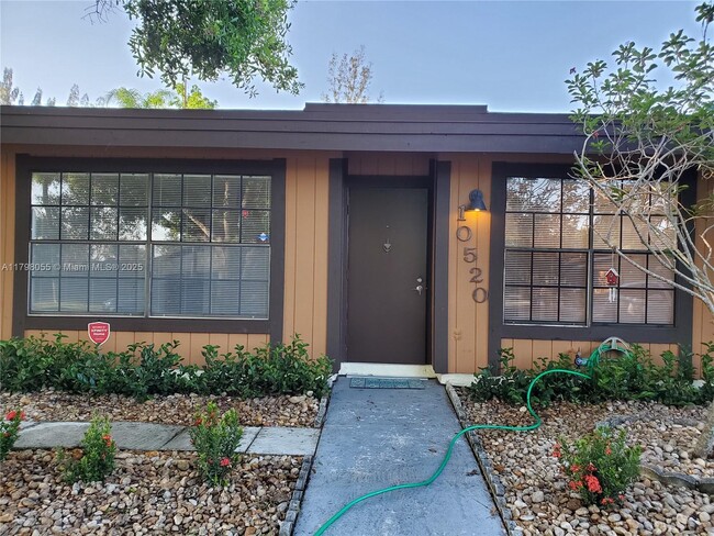 Photo - 10520 Buttonwood Ave House