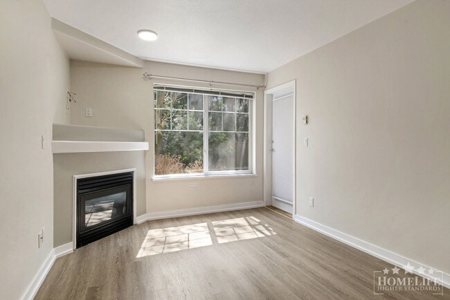 Photo - Stylish Ground-Floor 2 Bed + 2 Bath + Flex Condo at The Bentley – Langley City Living at Its Best Unit 115