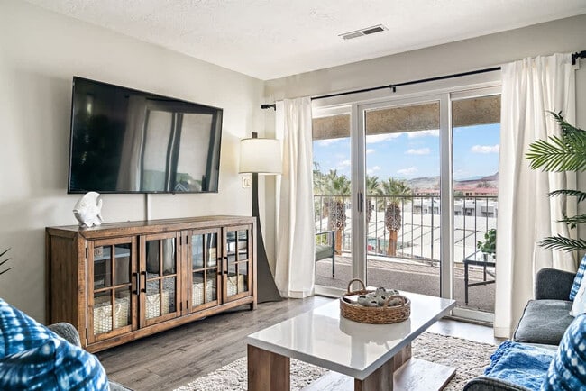 Photo - 1845 W Canyon View Dr Unidad FL3-ID1250615P