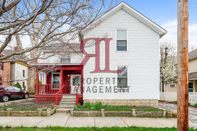 Building Photo - 1104 Pennsylvania Ave