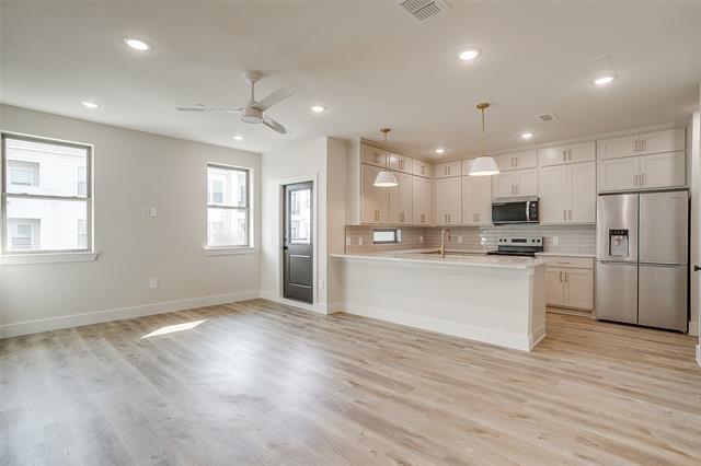 Photo - 408 Foch St Unit 301