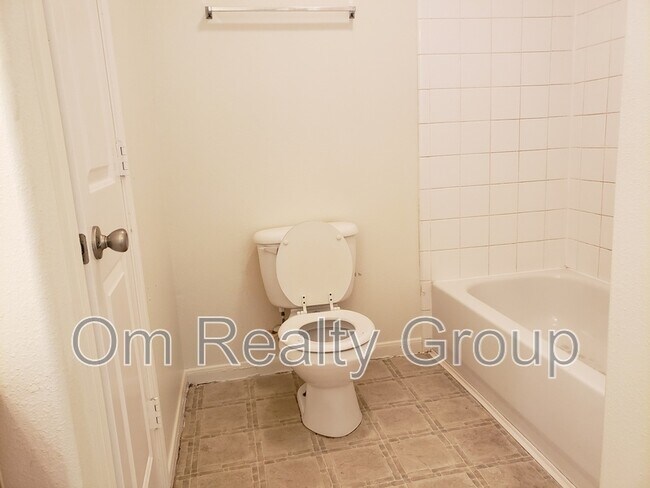 Photo - 6655 Stonefort Ct