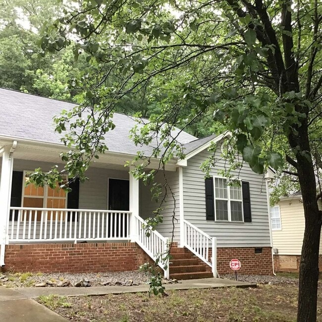 Great ranch near Downtown Raleigh! House House Rental in Raleigh, NC