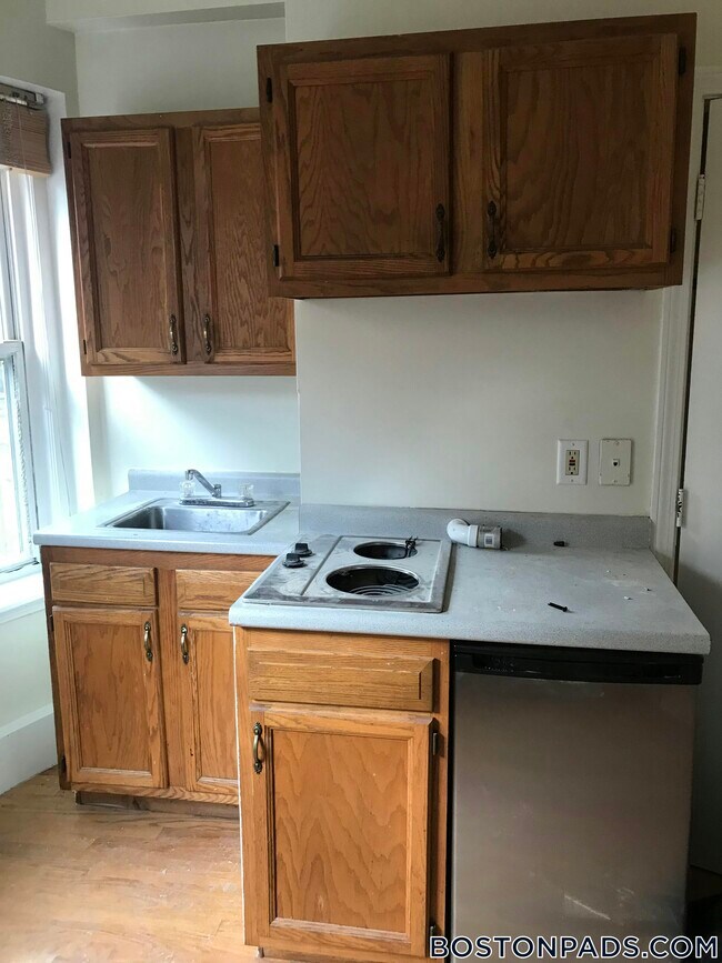 Building Photo - 10 Wait St