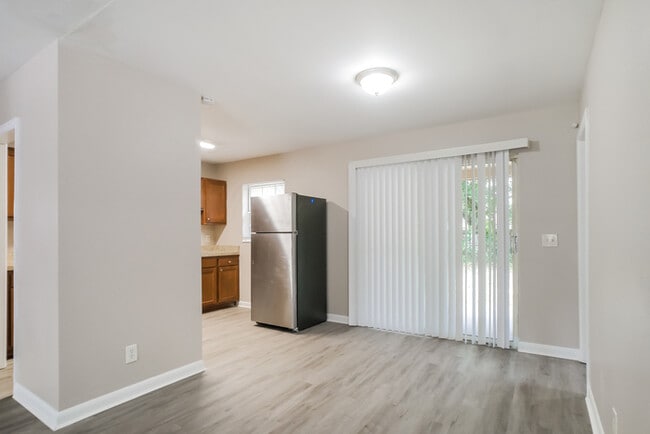 Photo - 7562 Wheat Rd