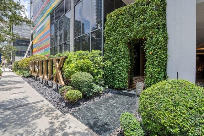 Building Photo - 801 S Miami Ave Rental