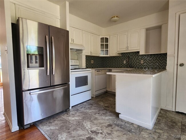 Photo - 702 Vendome Ln