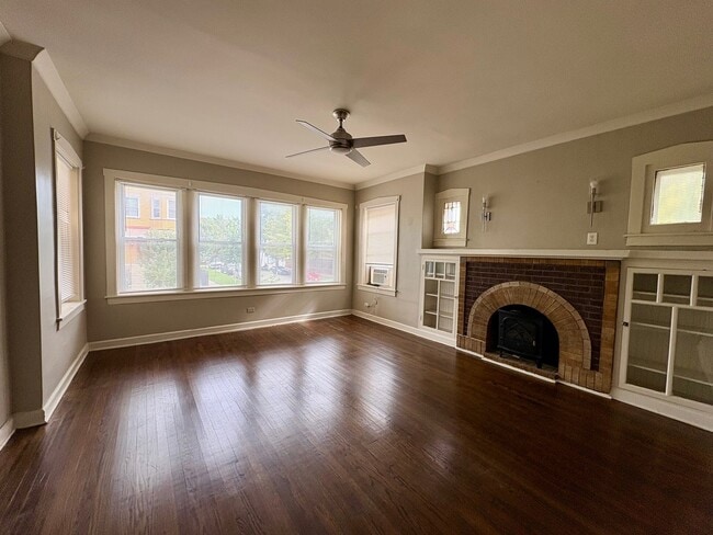 Photo - 3547 W Dickens Ave Unidad 1