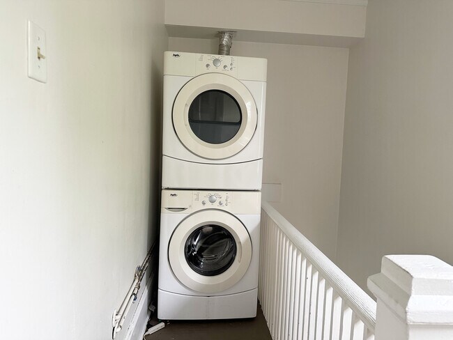 Photo - Cedar Street