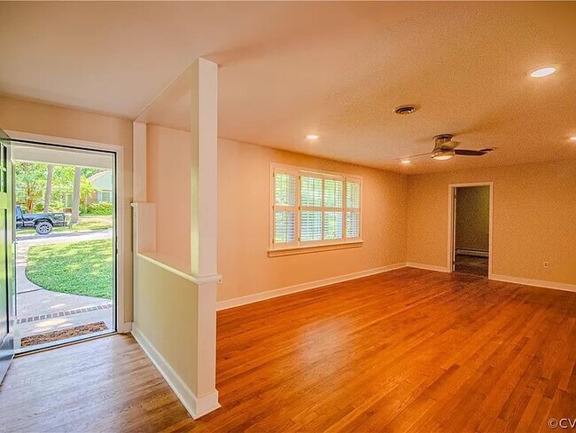 Photo - 5915 W Club Ln