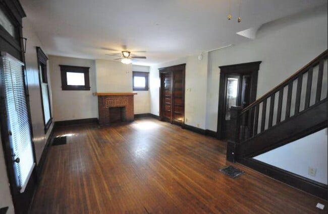 Photo - 407 E 14th Ave