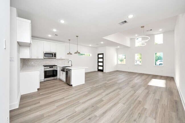 Photo - 9409 Caddo Rd