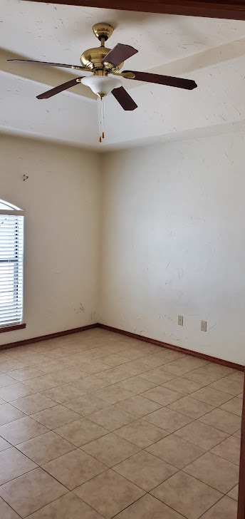 bedroom - 2000 Circle Dr