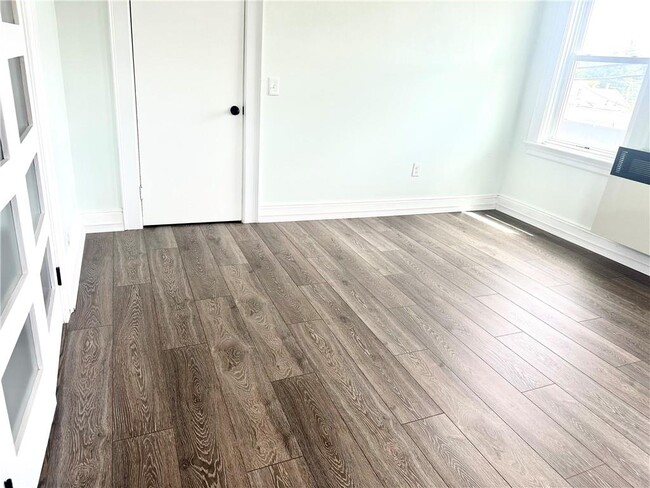 Photo - 804 Main St Unidad 2nd