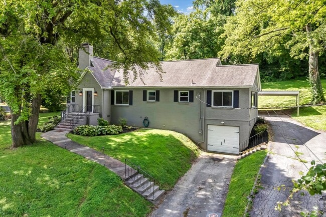 Photo - 5004 Holston Dr