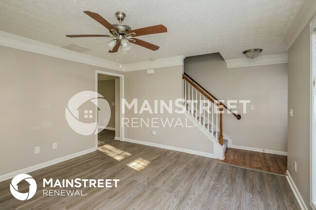 Photo - 4035 Riverside Pkwy