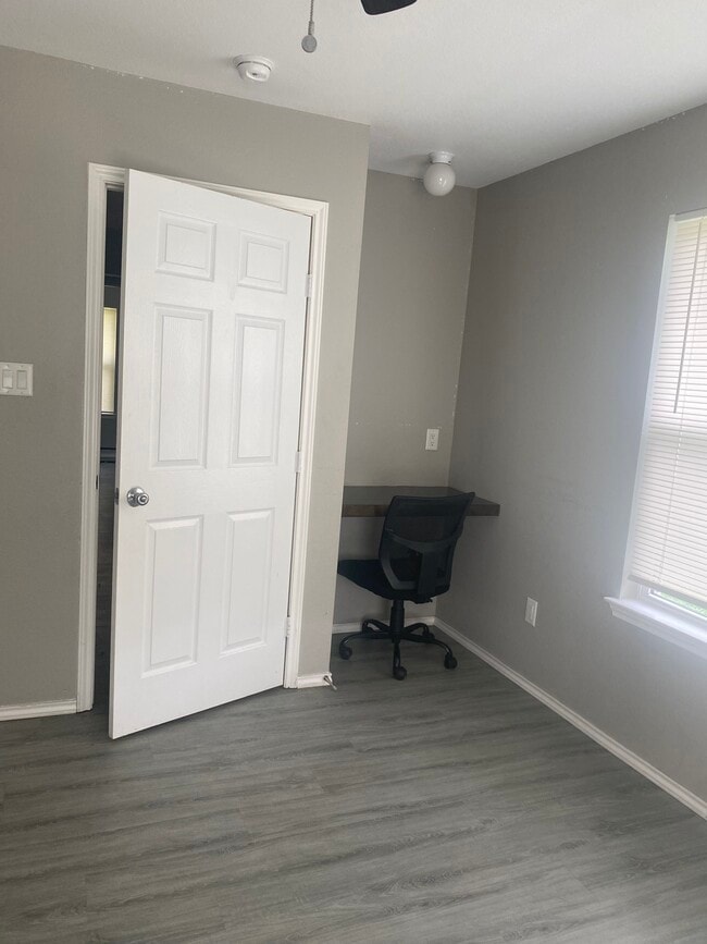 Photo - 208 Hill St Unit A