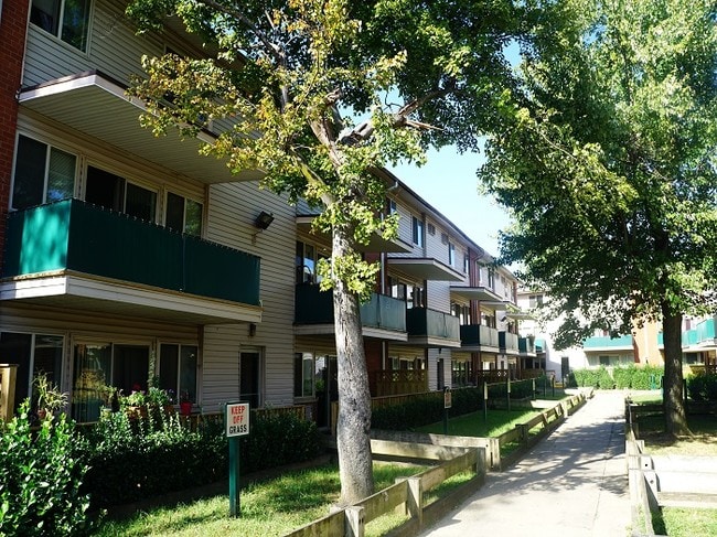 Riverdale Village Apartments