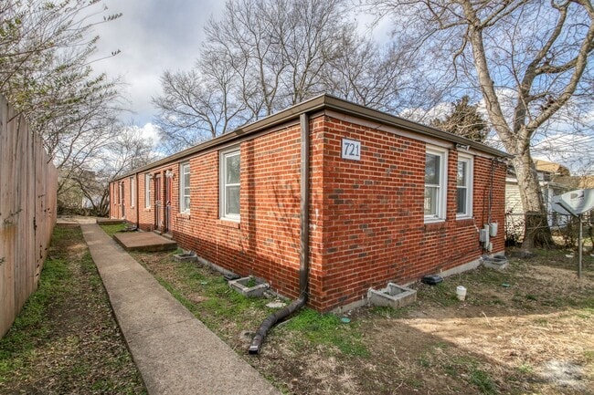 Photo - 721 25th Ave N Unit Apartment A