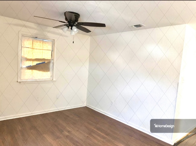 Photo - 633 Cameron Ct