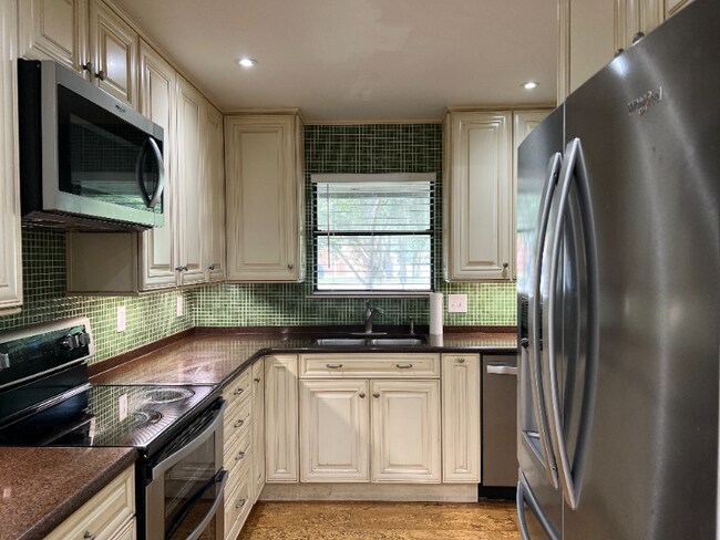 Photo - 216 Citrona Dr