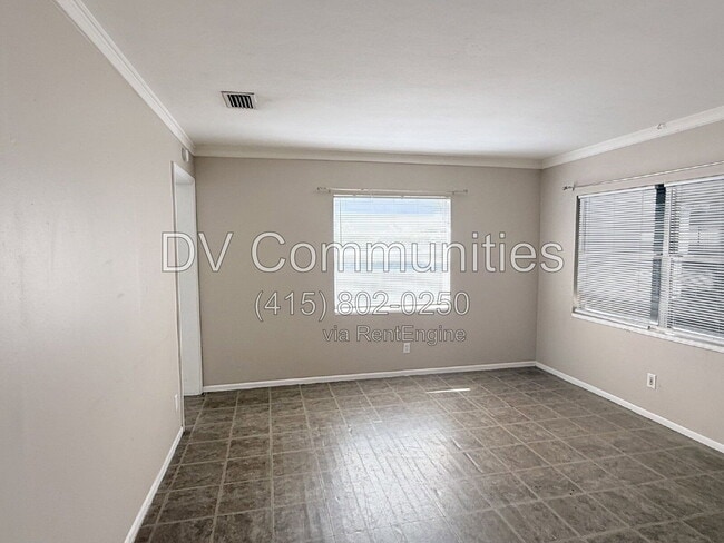 Photo - 4935 Emerson Ave S