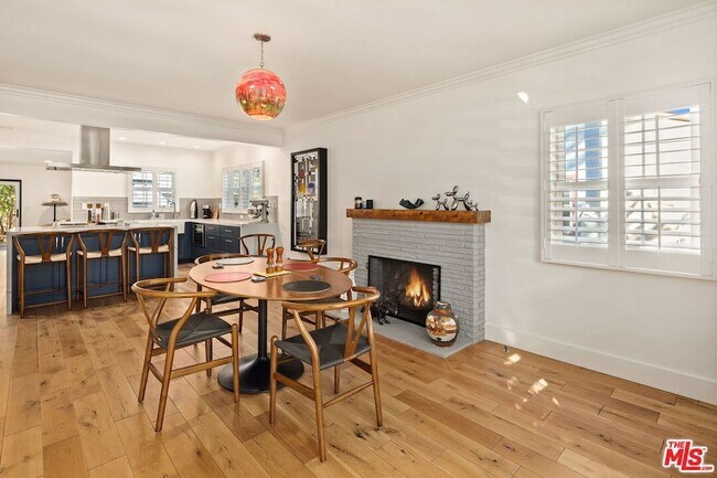 Photo - 6521 W 81st St