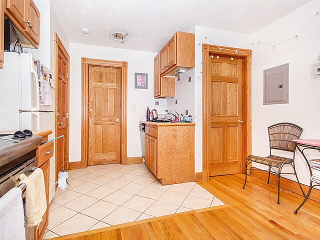 Photo - 65 Anderson St Unit 4