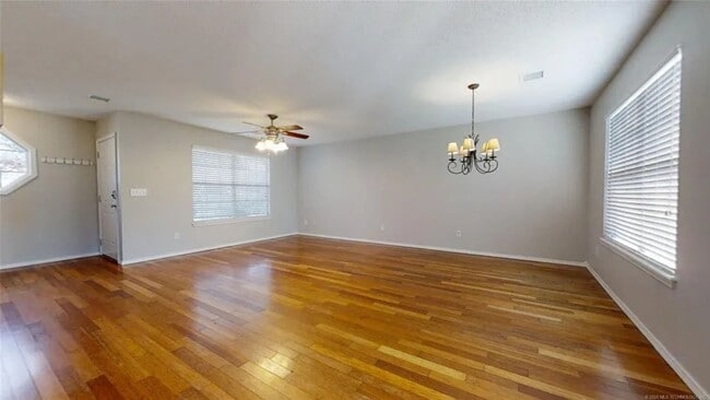 Photo - Available 8/1 - Charming Owasso Home in Quiet Cul-De-Sac
