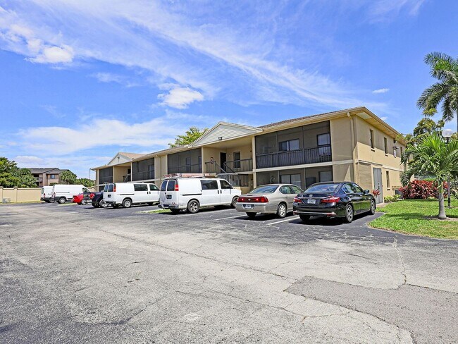 Building Photo - 5321 Summerlin Rd Unit Mystic Gardens 5321-2105 Rental