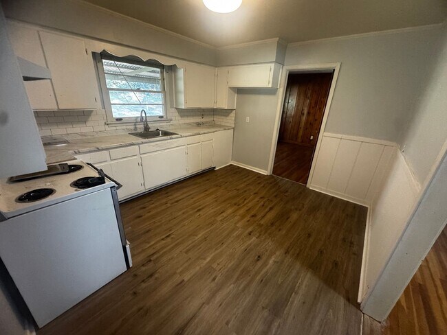 Photo - Home located on a quiet Cul-de-Sac